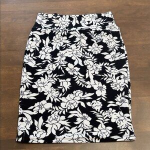 LuLaRoe Black and White Floral Pencil Skirt